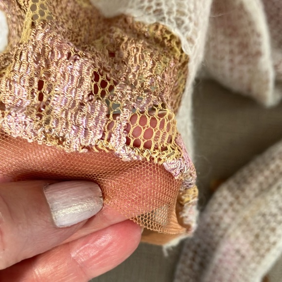 Versace sweater - Picture 9 of 9